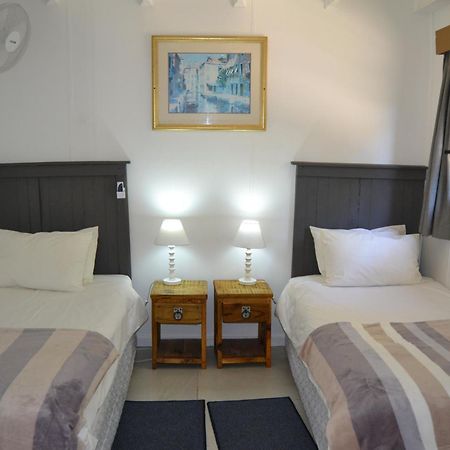 Arch Cabins Self Catering Homes Storms River Стормсривер Экстерьер фото
