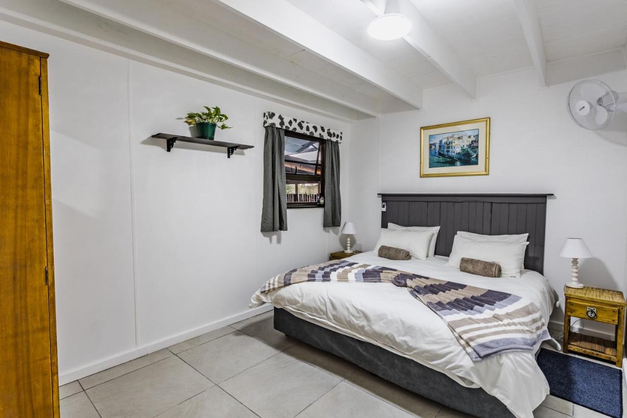 Arch Cabins Self Catering Homes Storms River Стормсривер Экстерьер фото