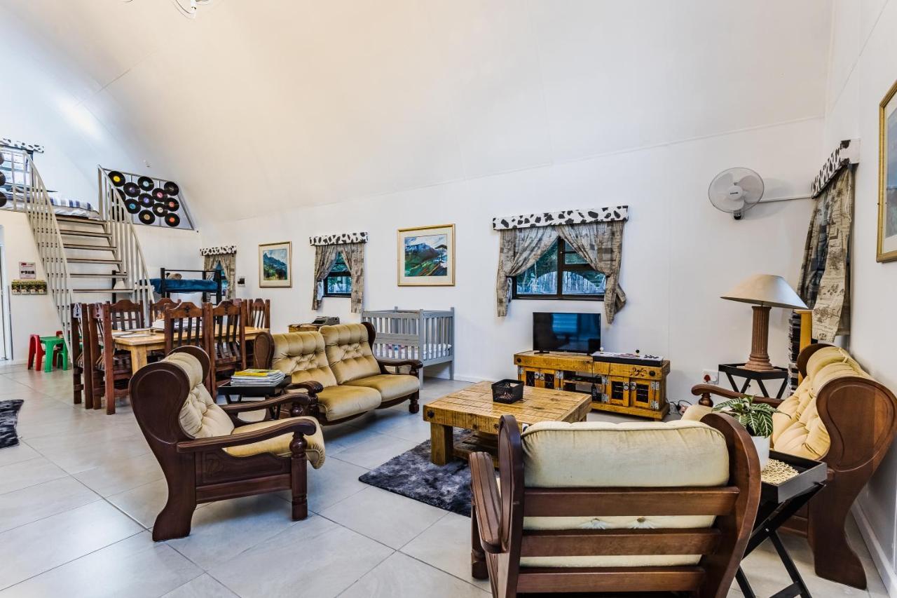 Arch Cabins Self Catering Homes Storms River Стормсривер Экстерьер фото
